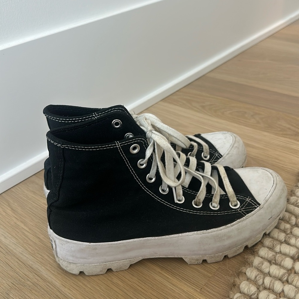Black Converse